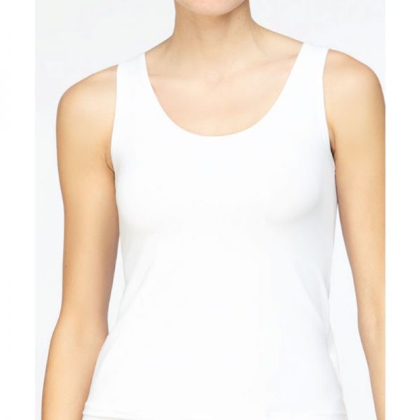 Camiseta sin mangas de microfibra. 90% Poliamida – 10% elastano LYCRA